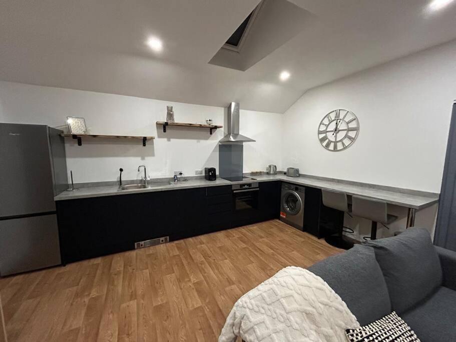 New Build Cosy Bungalow Near Bath And Bristol Wick  Extérieur photo